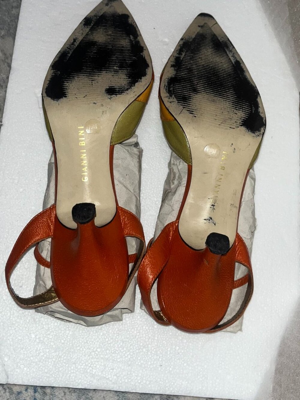 Gianni Bini Orange Green Yellow Wave-Accent Pointed Toe Heels - Picture 3 of 11